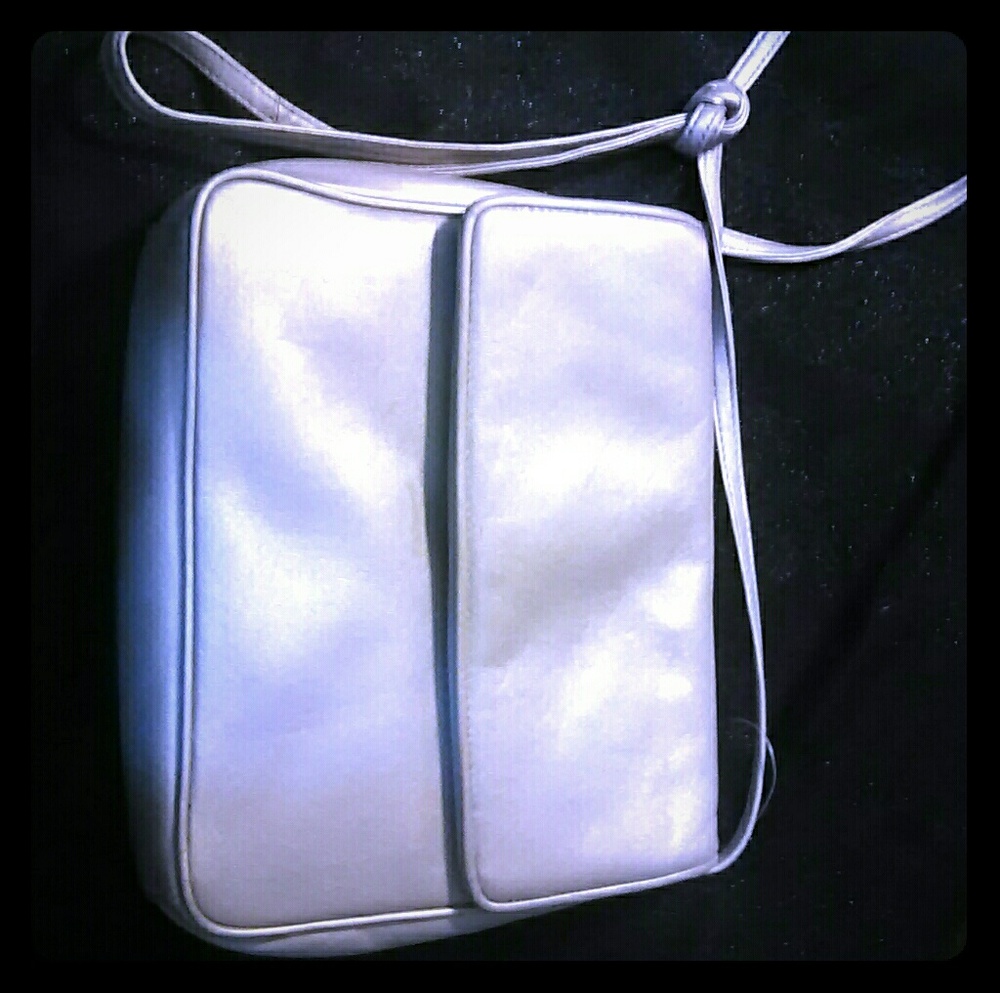 🌻 Preston and York purse